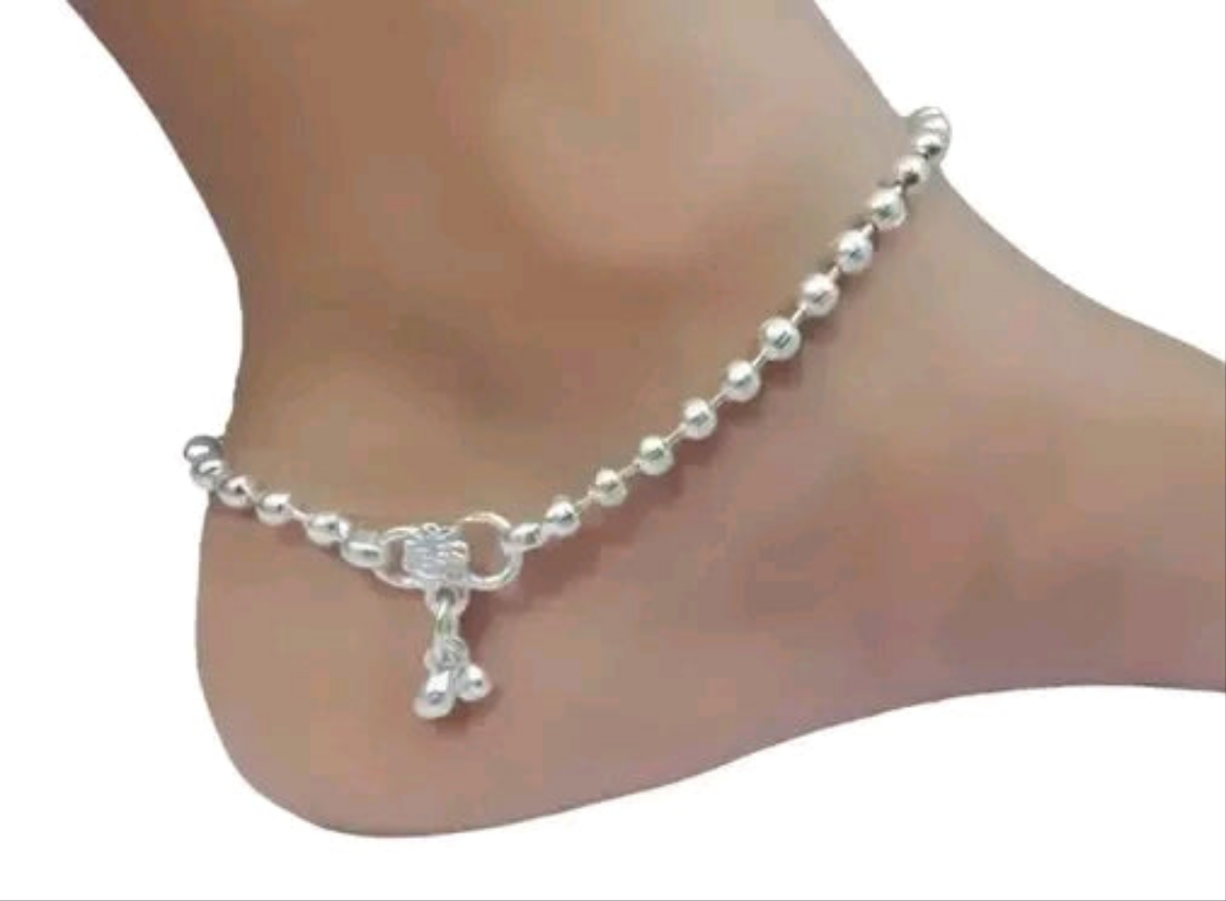 Allure Glittering Women Anklets